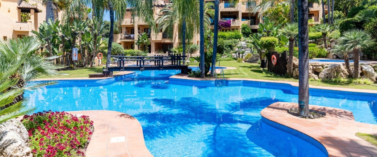 Wiederverkauf - apartment - Estepona - Atalaya