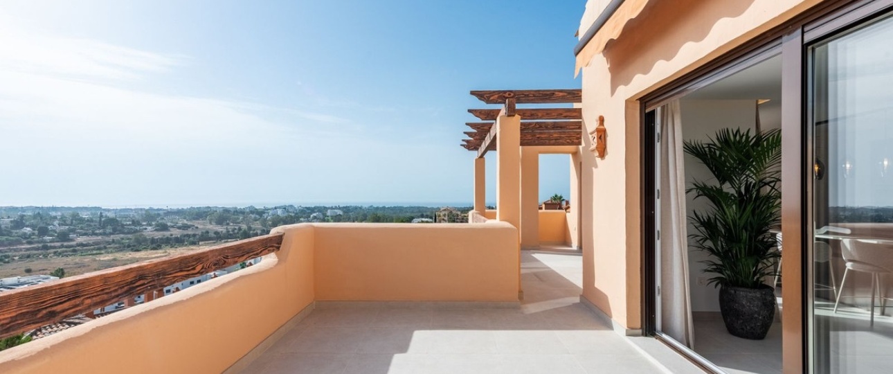Wiederverkauf - apartment - Estepona - Atalaya