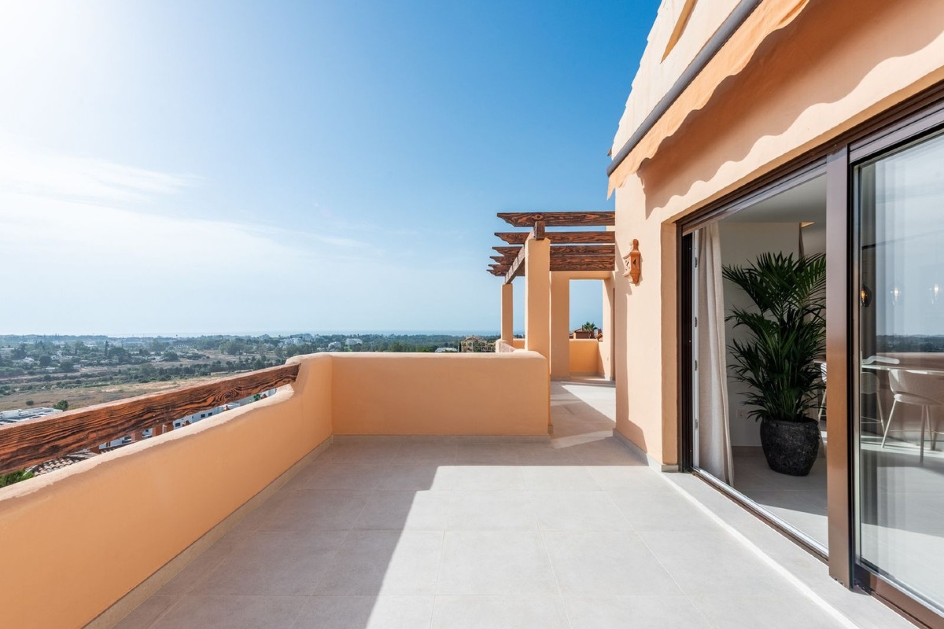 Wiederverkauf - apartment - Estepona - Atalaya