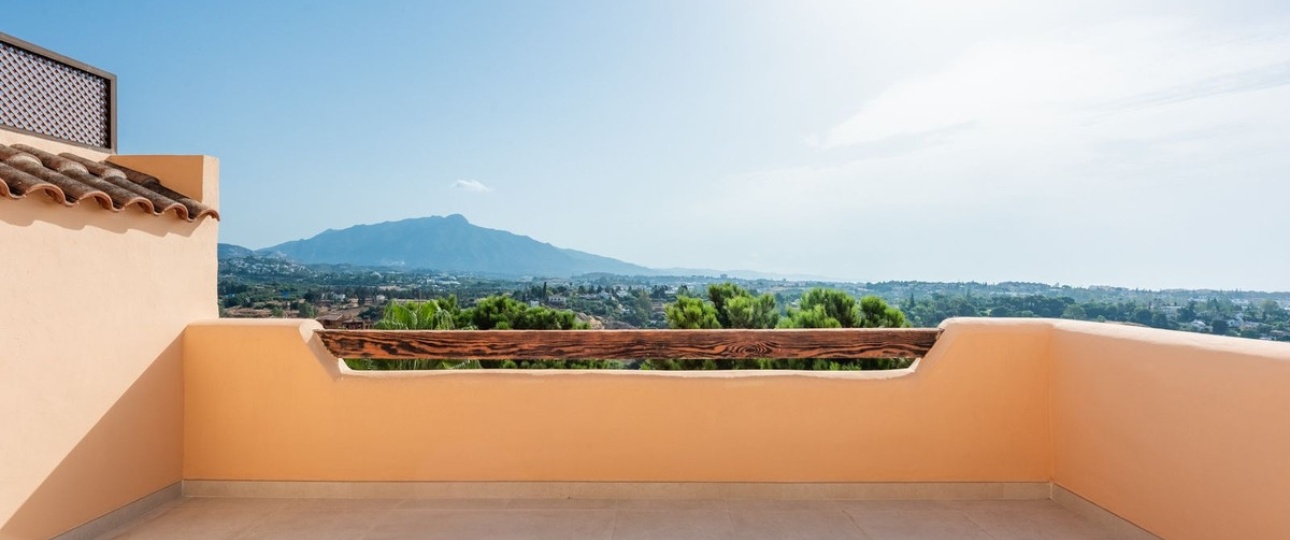 Wiederverkauf - apartment - Estepona - Atalaya