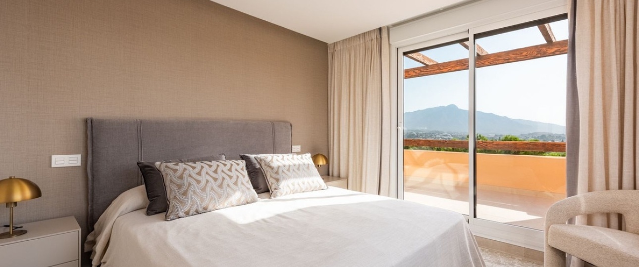 Wiederverkauf - apartment - Estepona - Atalaya