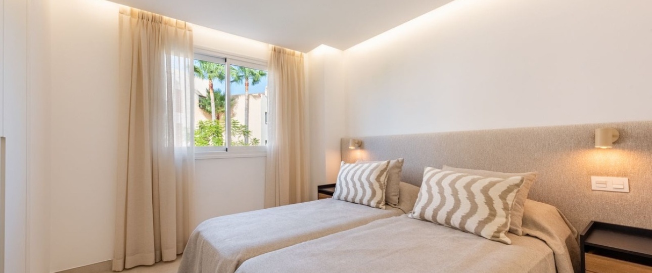 Wiederverkauf - apartment - Estepona - Atalaya
