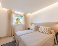 Wiederverkauf - apartment - Estepona - Atalaya