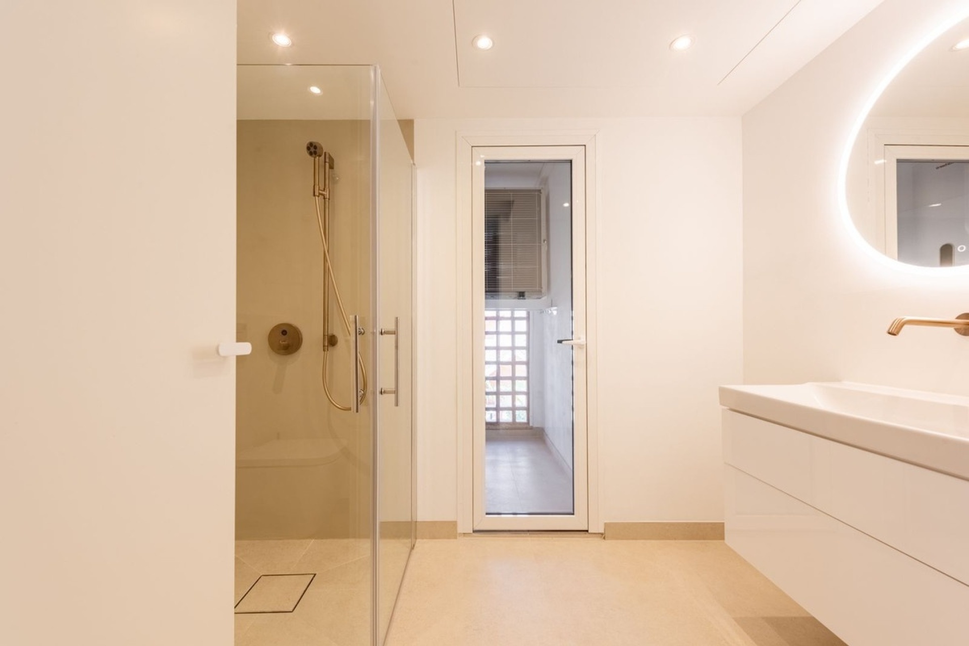 Wiederverkauf - apartment - Estepona - Atalaya