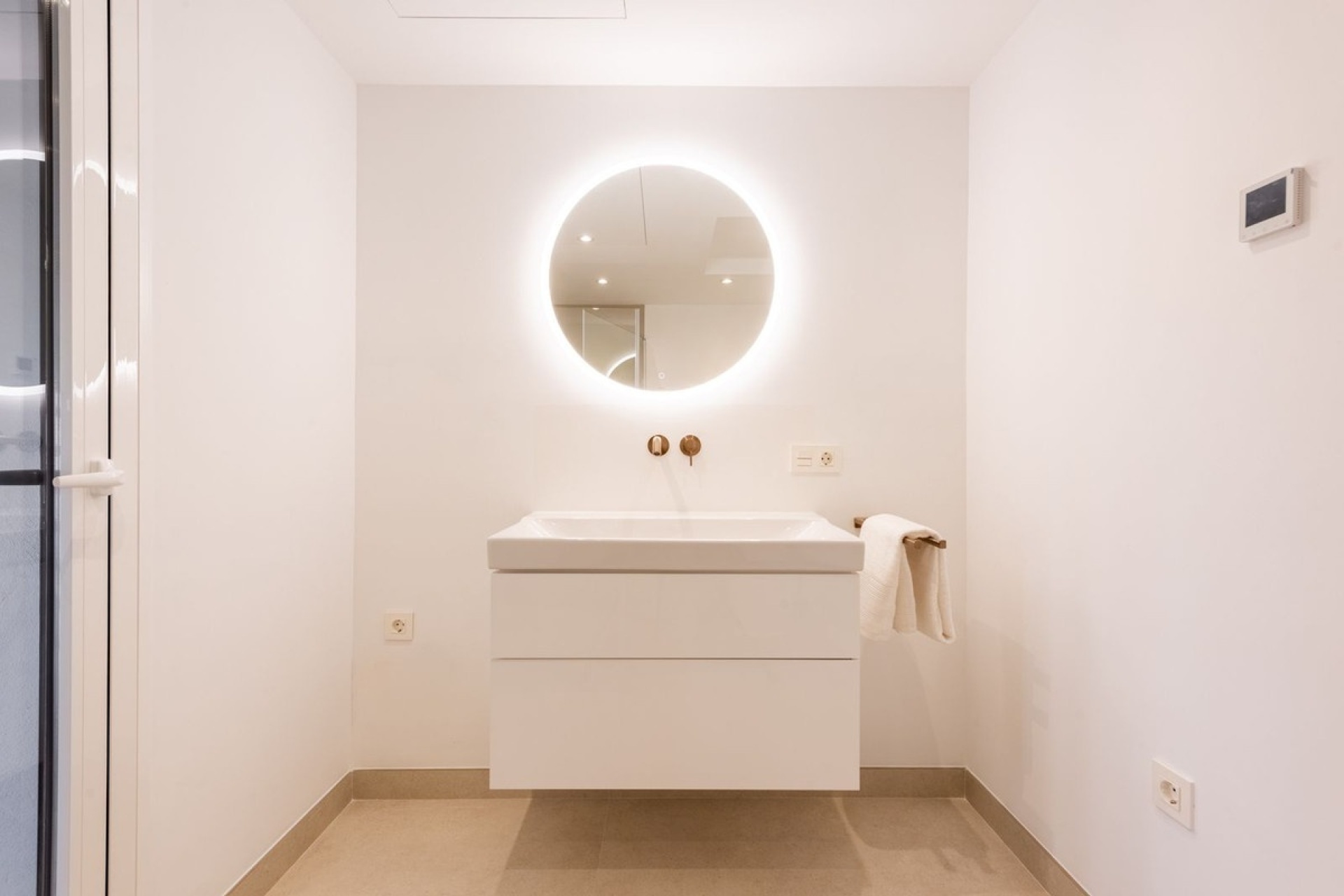Wiederverkauf - apartment - Estepona - Atalaya