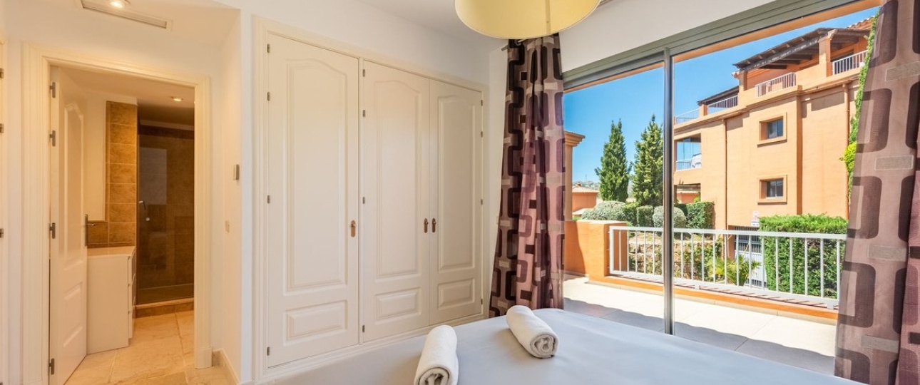 Wiederverkauf - apartment - Estepona - Atalaya