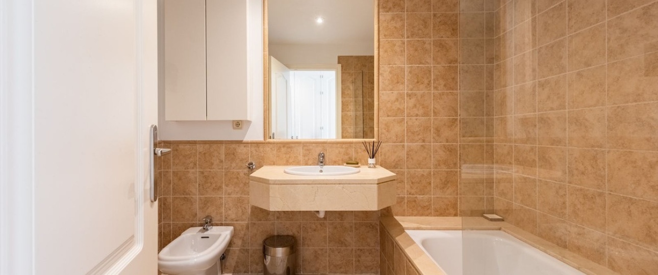 Wiederverkauf - apartment - Estepona - Atalaya