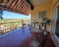 Wiederverkauf - apartment - Estepona - Atalaya