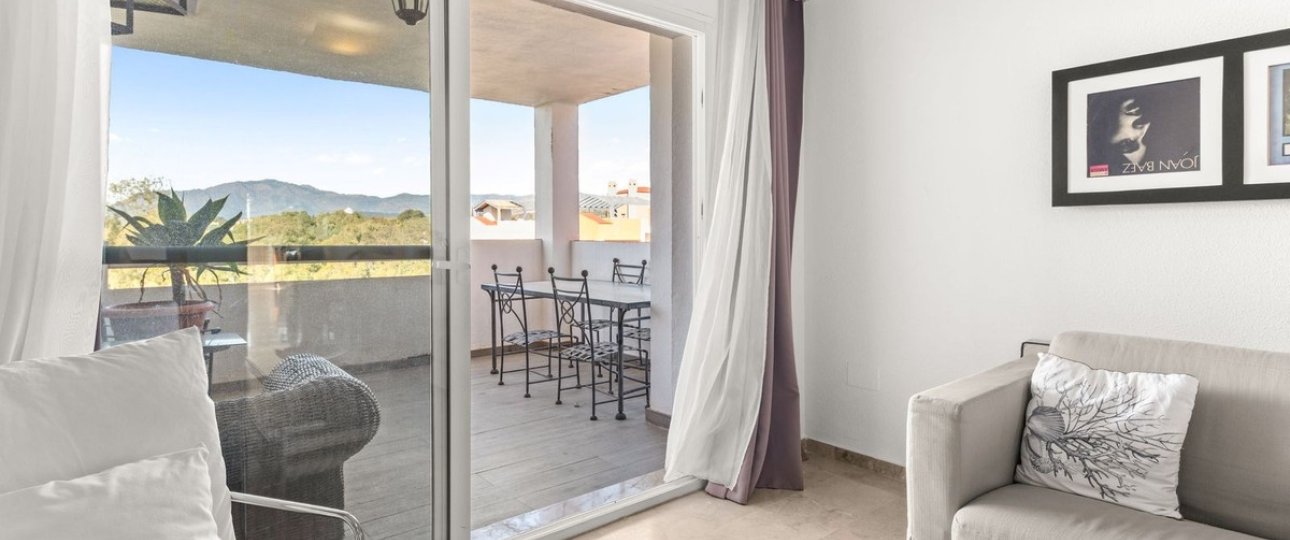 Wiederverkauf - apartment - Estepona - Atalaya