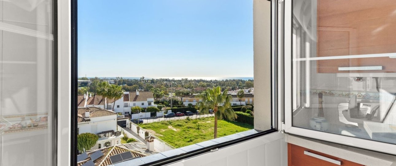 Wiederverkauf - apartment - Estepona - Atalaya