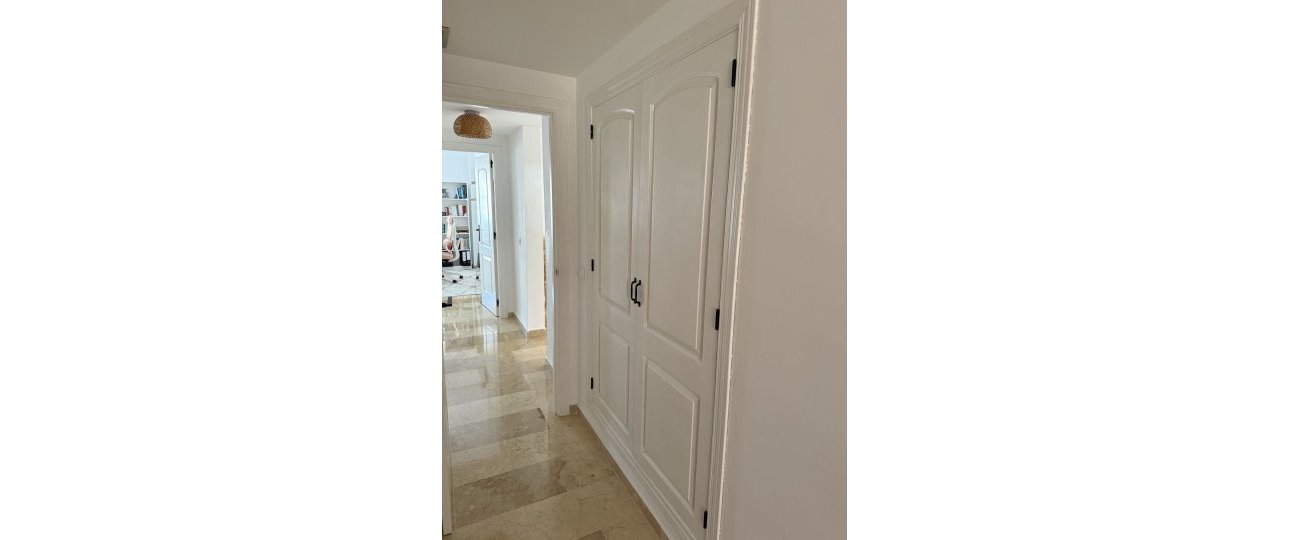 Wiederverkauf - apartment - Estepona - Atalaya