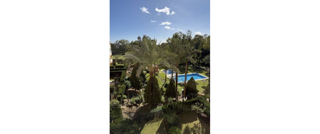 Wiederverkauf - apartment - Estepona - Atalaya