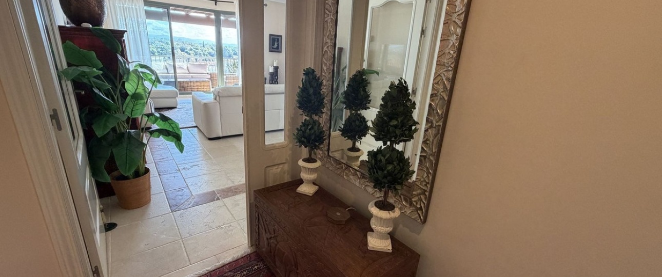 Wiederverkauf - apartment - Estepona - Atalaya
