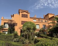 Wiederverkauf - apartment - Estepona - Atalaya