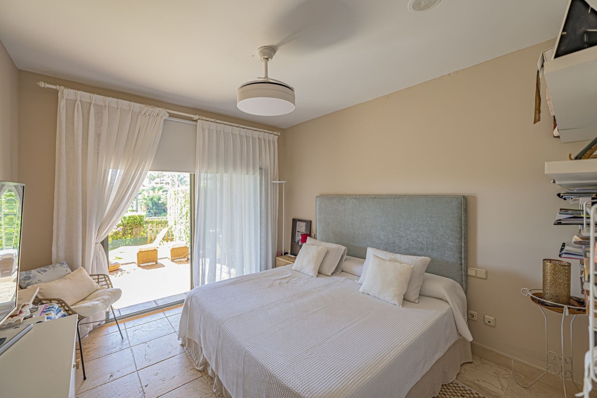 Wiederverkauf - apartment - Estepona - Atalaya