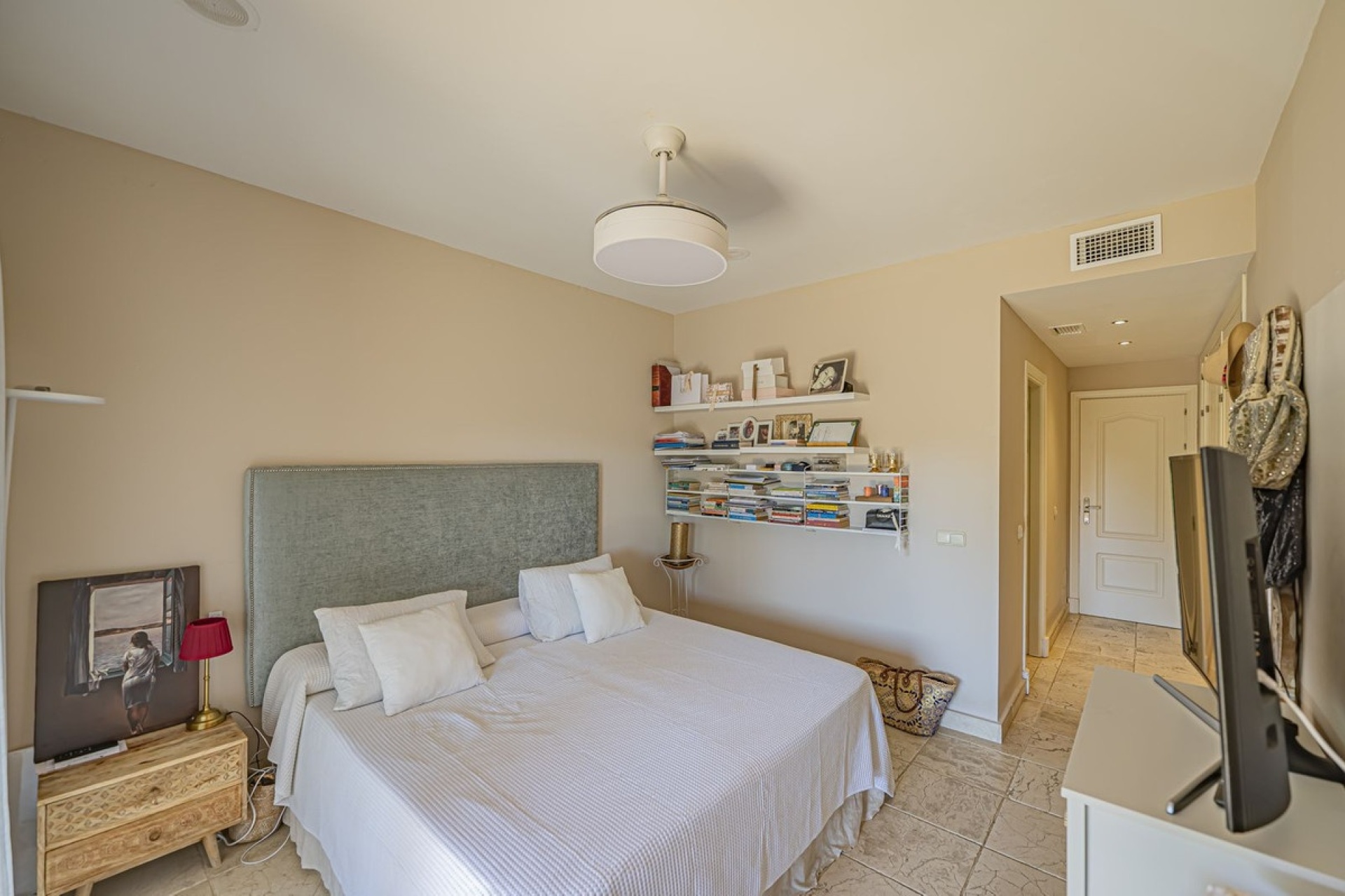 Wiederverkauf - apartment - Estepona - Atalaya