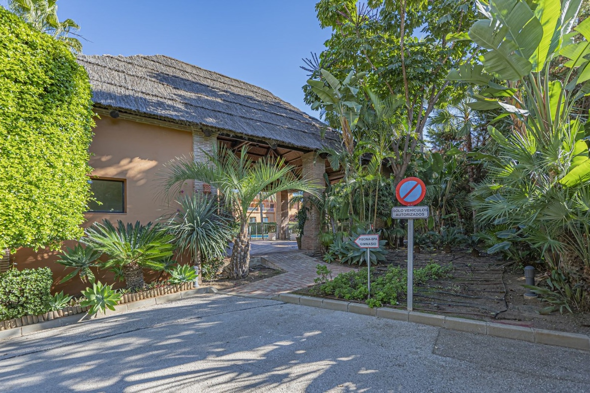 Wiederverkauf - apartment - Estepona - Atalaya