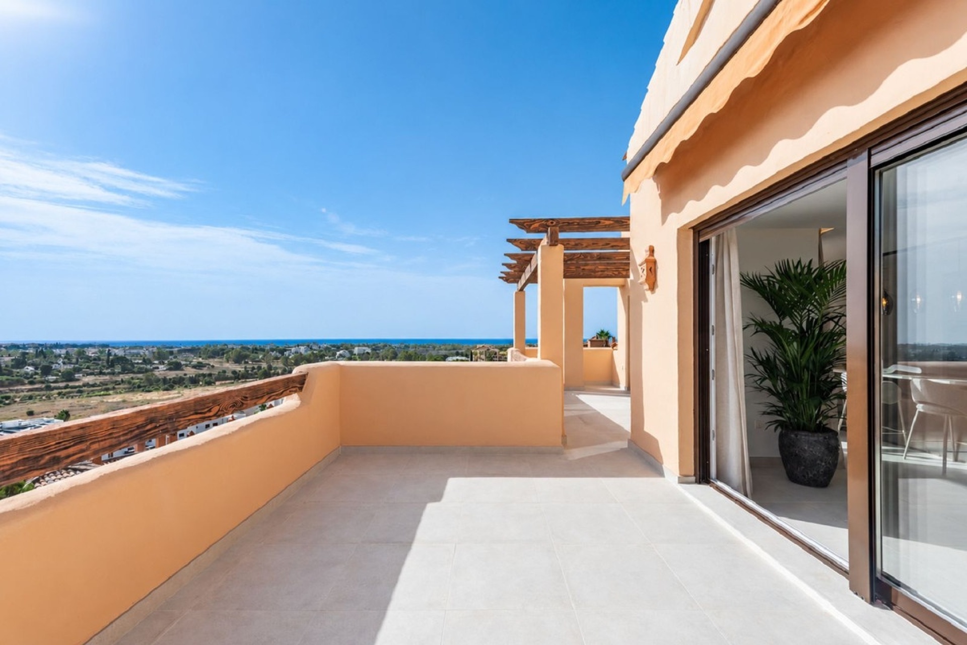 Wiederverkauf - apartment - Estepona - Atalaya