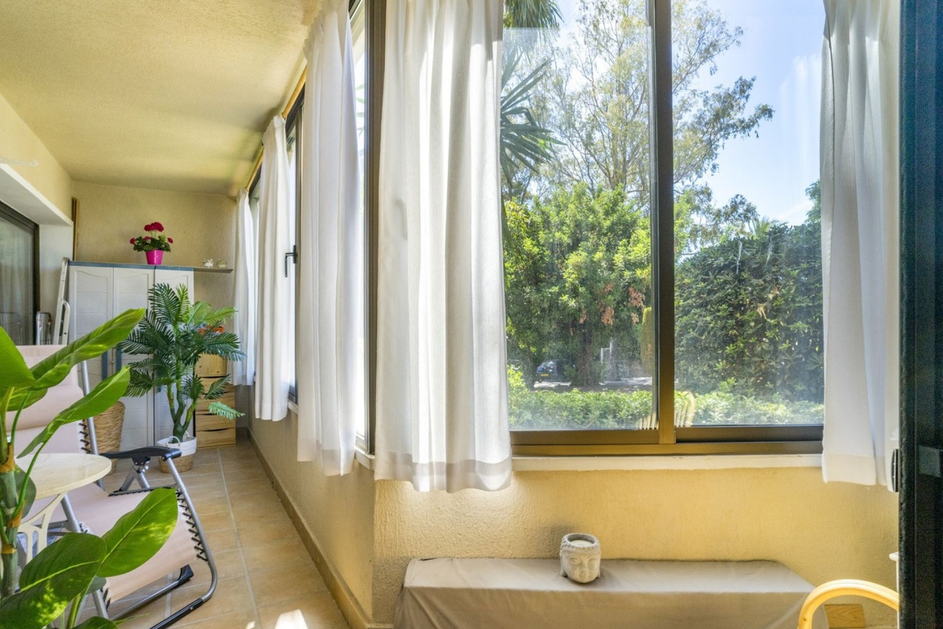 Wiederverkauf - apartment - Estepona - Atalaya