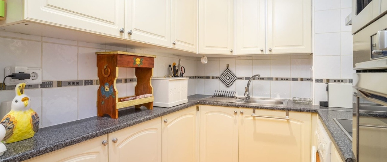 Wiederverkauf - apartment - Estepona - Atalaya