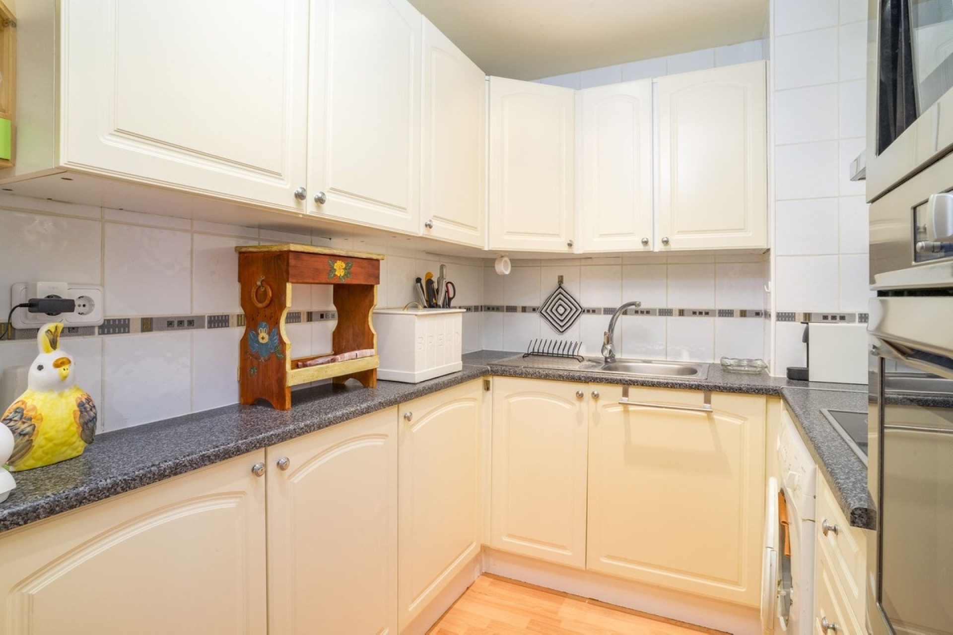 Wiederverkauf - apartment - Estepona - Atalaya