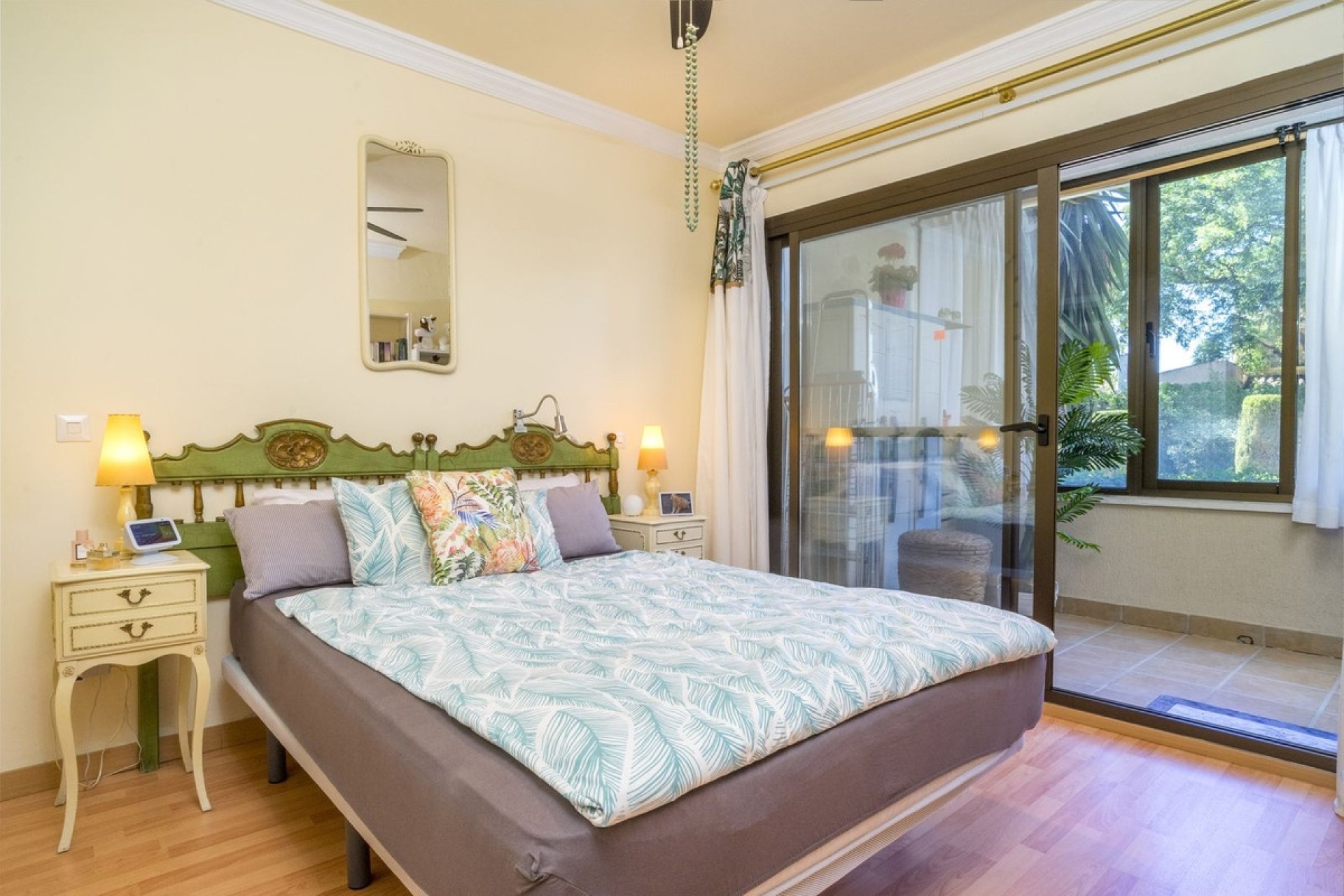 Wiederverkauf - apartment - Estepona - Atalaya