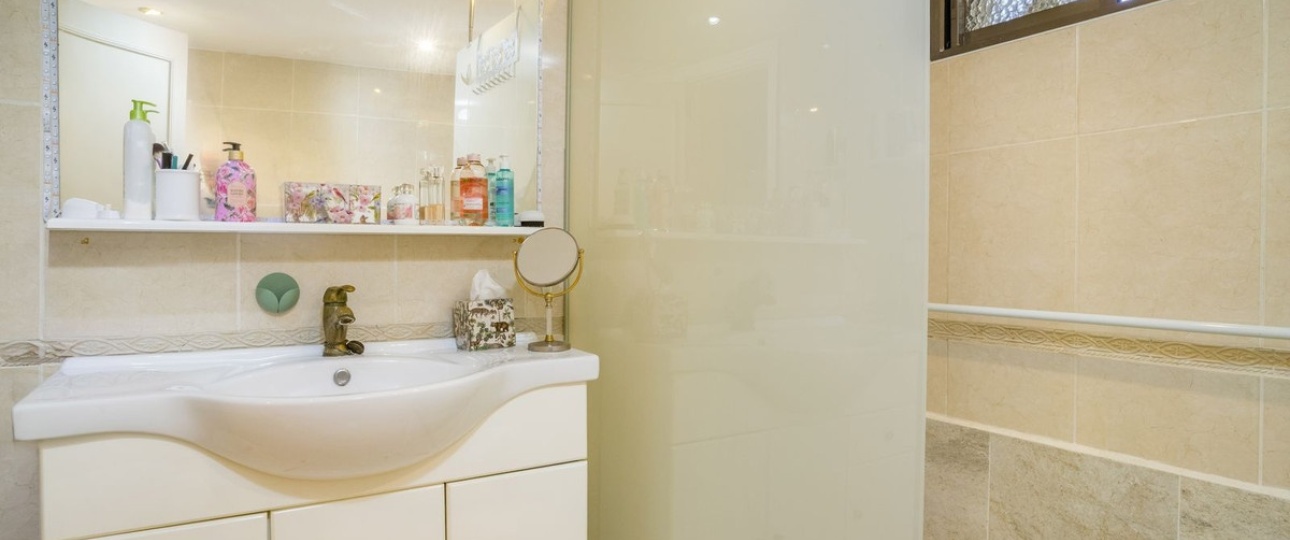 Wiederverkauf - apartment - Estepona - Atalaya