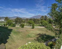 Wiederverkauf - apartment - Estepona - Atalaya