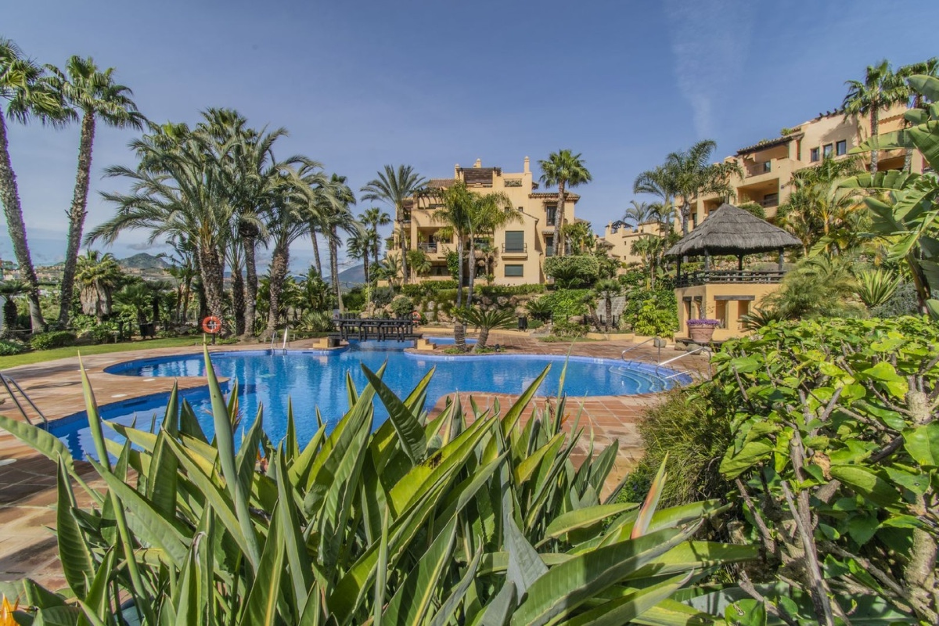 Wiederverkauf - apartment - Estepona - Atalaya