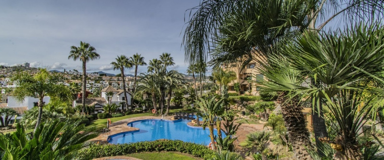 Wiederverkauf - apartment - Estepona - Atalaya