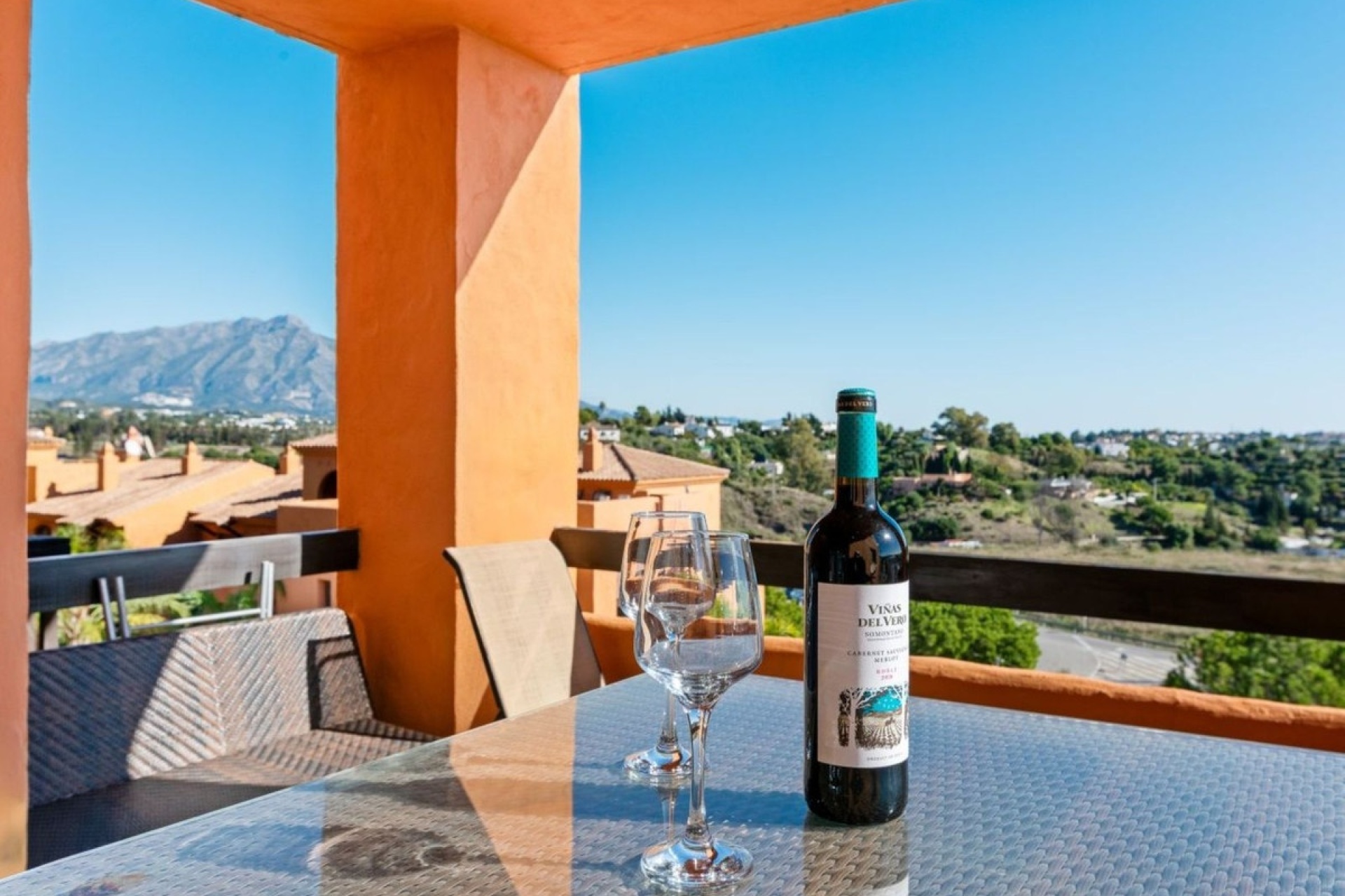 Wiederverkauf - apartment - Estepona - Atalaya