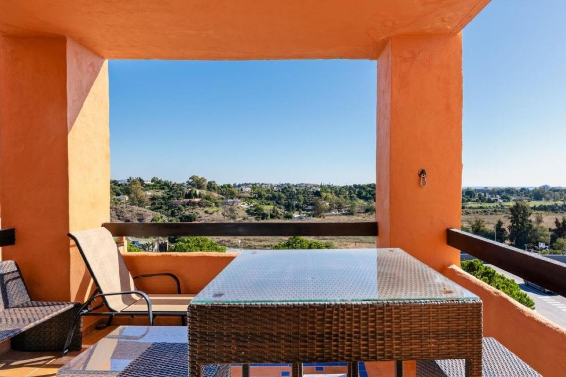 Wiederverkauf - apartment - Estepona - Atalaya