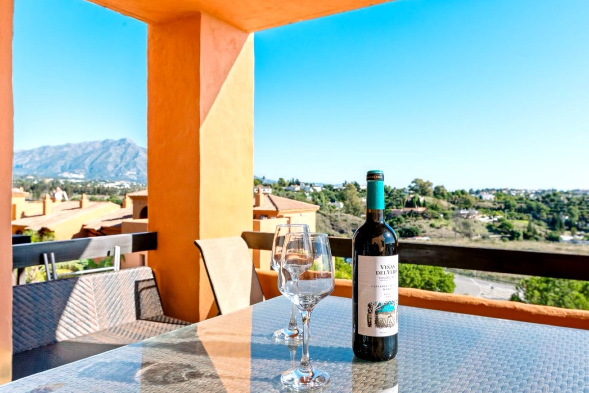 Wiederverkauf - apartment - Estepona - Atalaya