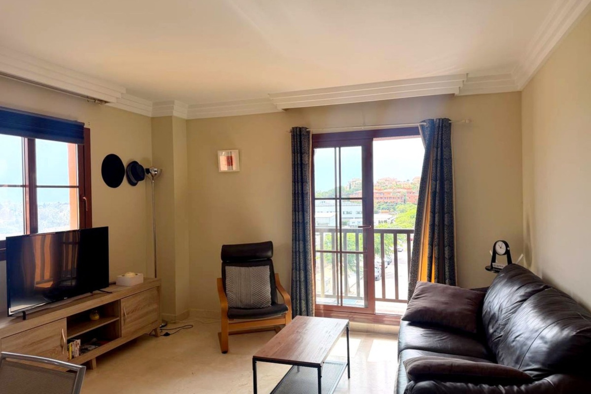 Wiederverkauf - apartment - Estepona - Atalaya