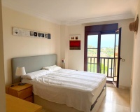Wiederverkauf - apartment - Estepona - Atalaya