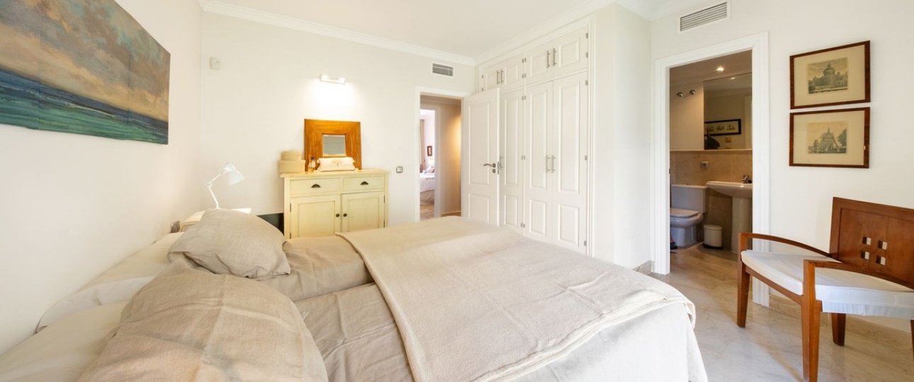 Wiederverkauf - apartment - Estepona - Atalaya