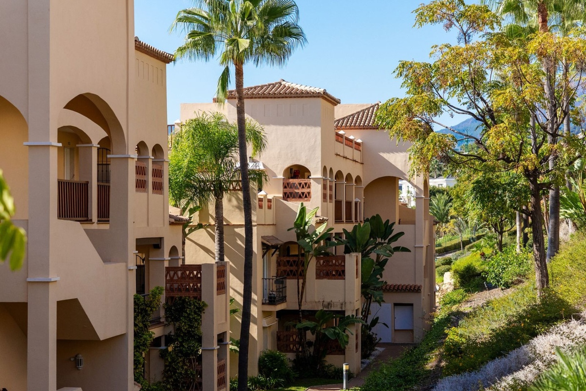 Wiederverkauf - apartment - Estepona - Atalaya