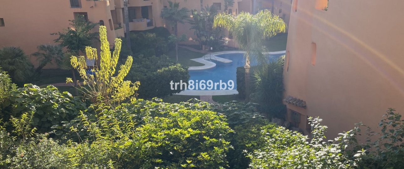 Wiederverkauf - apartment - Estepona - Bel Air
