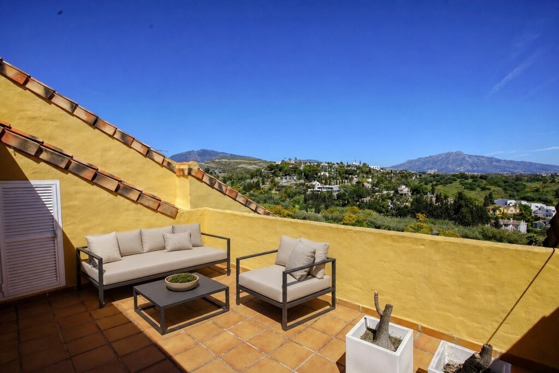 Wiederverkauf - apartment - Estepona - Bel Air