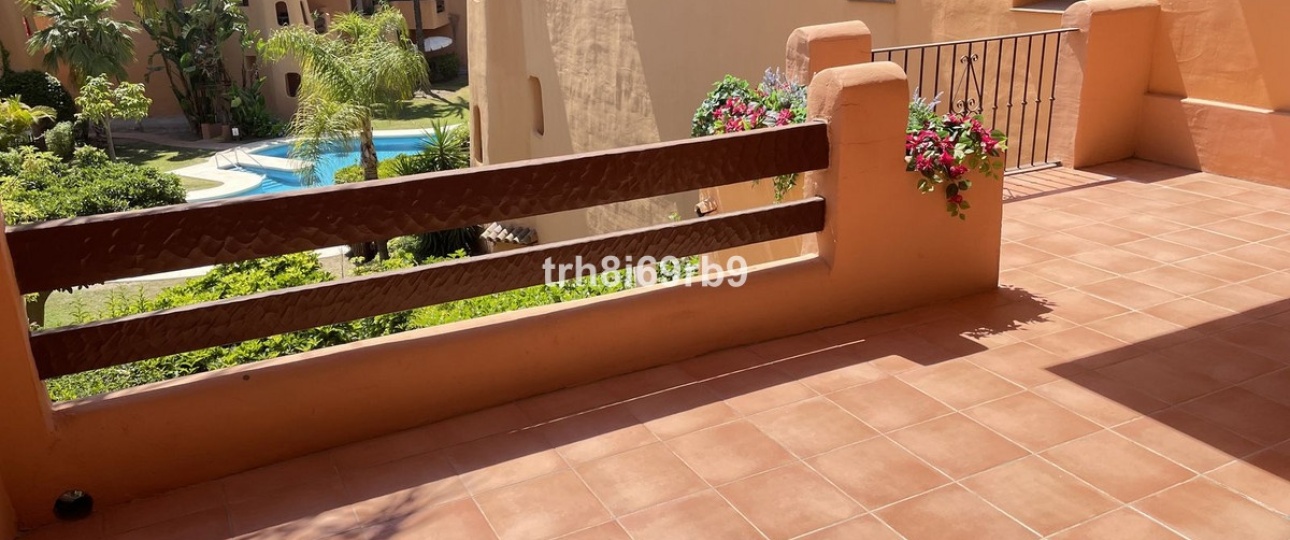 Wiederverkauf - apartment - Estepona - Bel Air