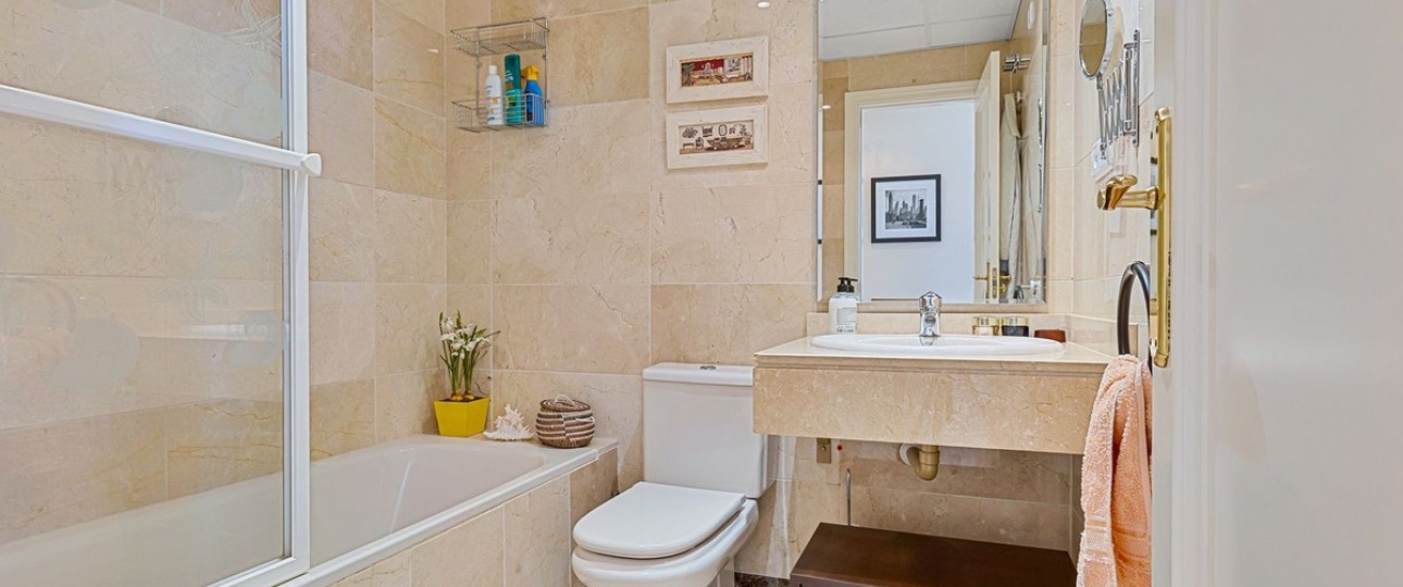 Wiederverkauf - apartment - Estepona - Bel Air