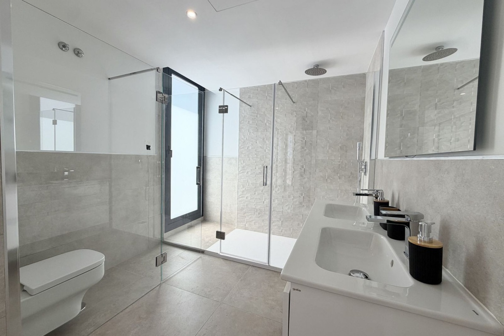 Wiederverkauf - apartment - Estepona - Bel Air
