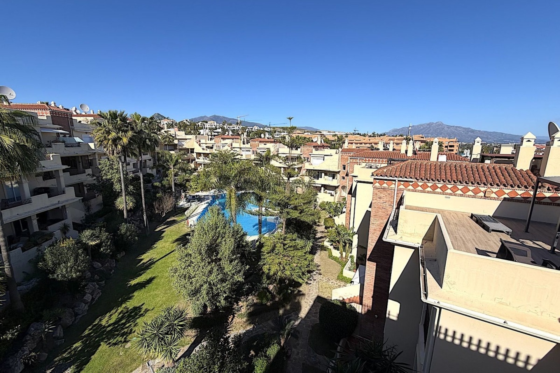 Wiederverkauf - apartment - Estepona - Bel Air