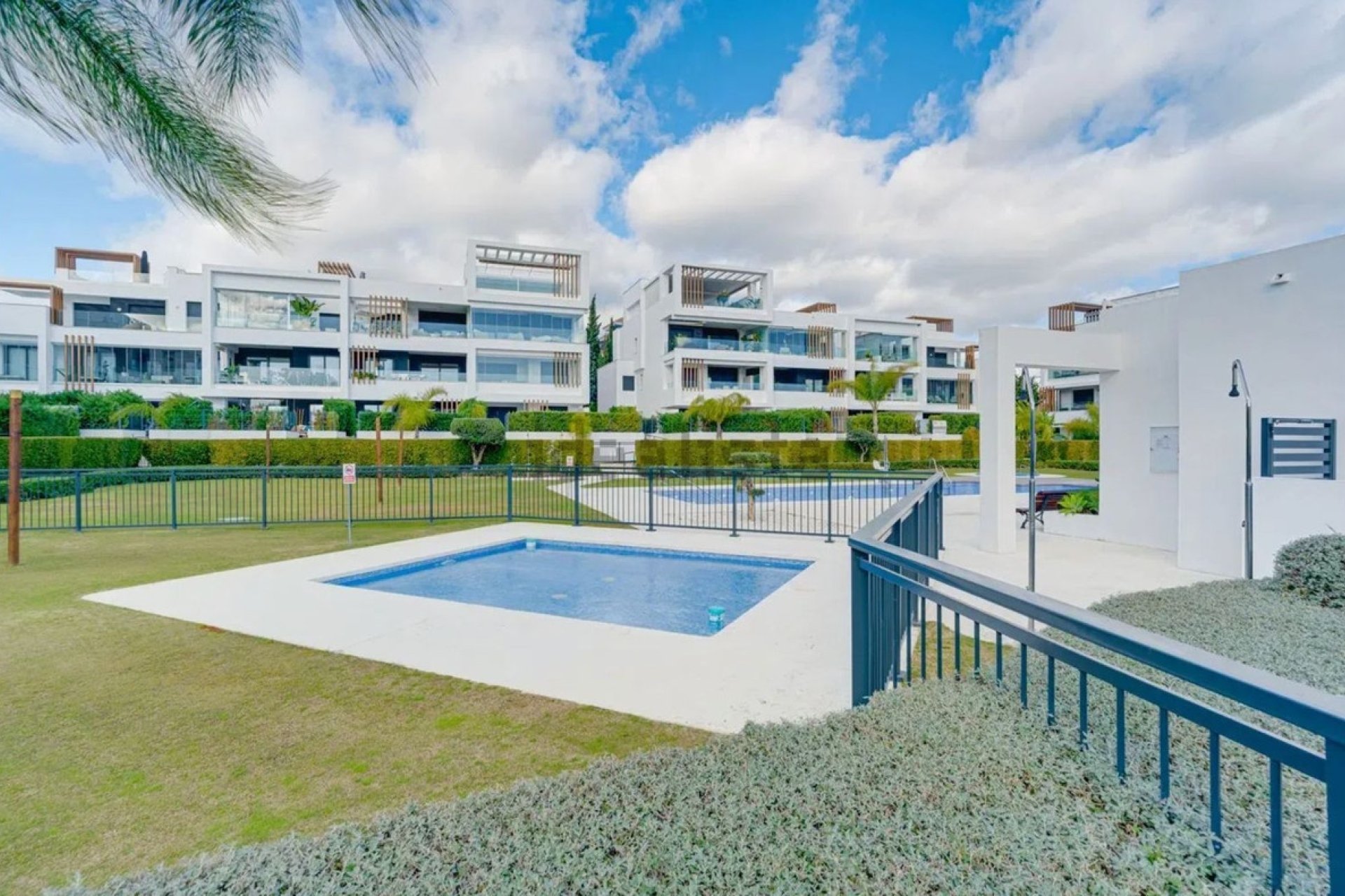 Wiederverkauf - apartment - Estepona - Bel Air