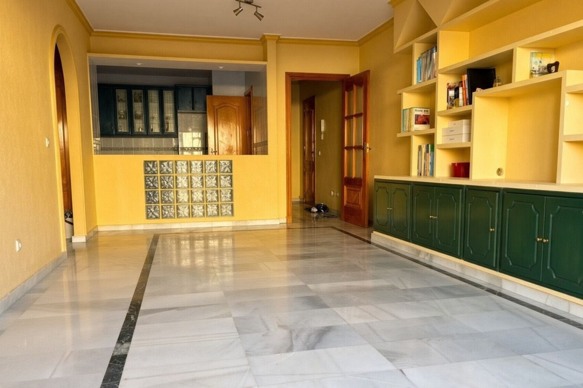 Wiederverkauf - apartment - Estepona - Bel Air