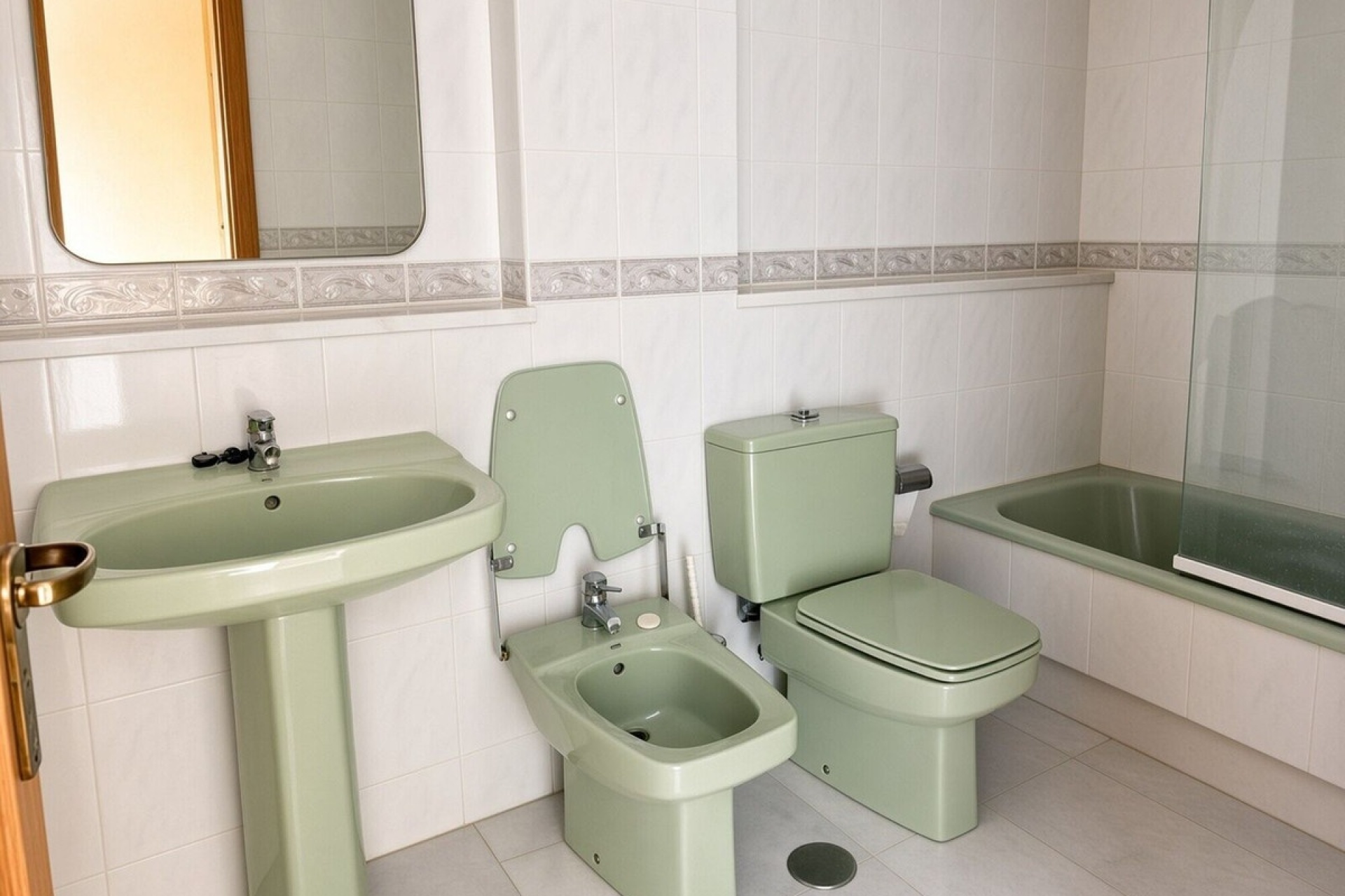 Wiederverkauf - apartment - Estepona - Bel Air