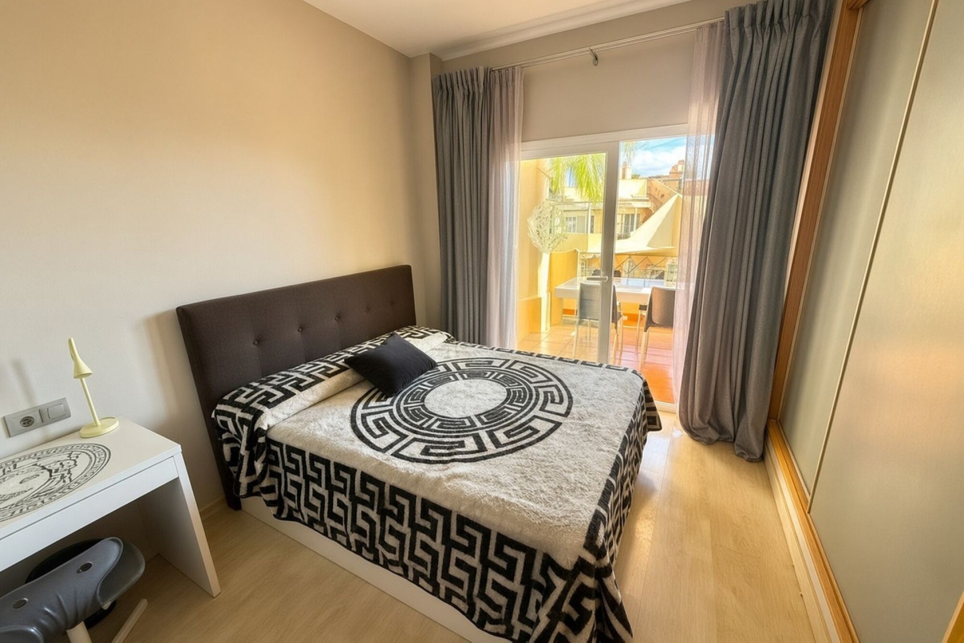Wiederverkauf - apartment - Estepona - Bel Air