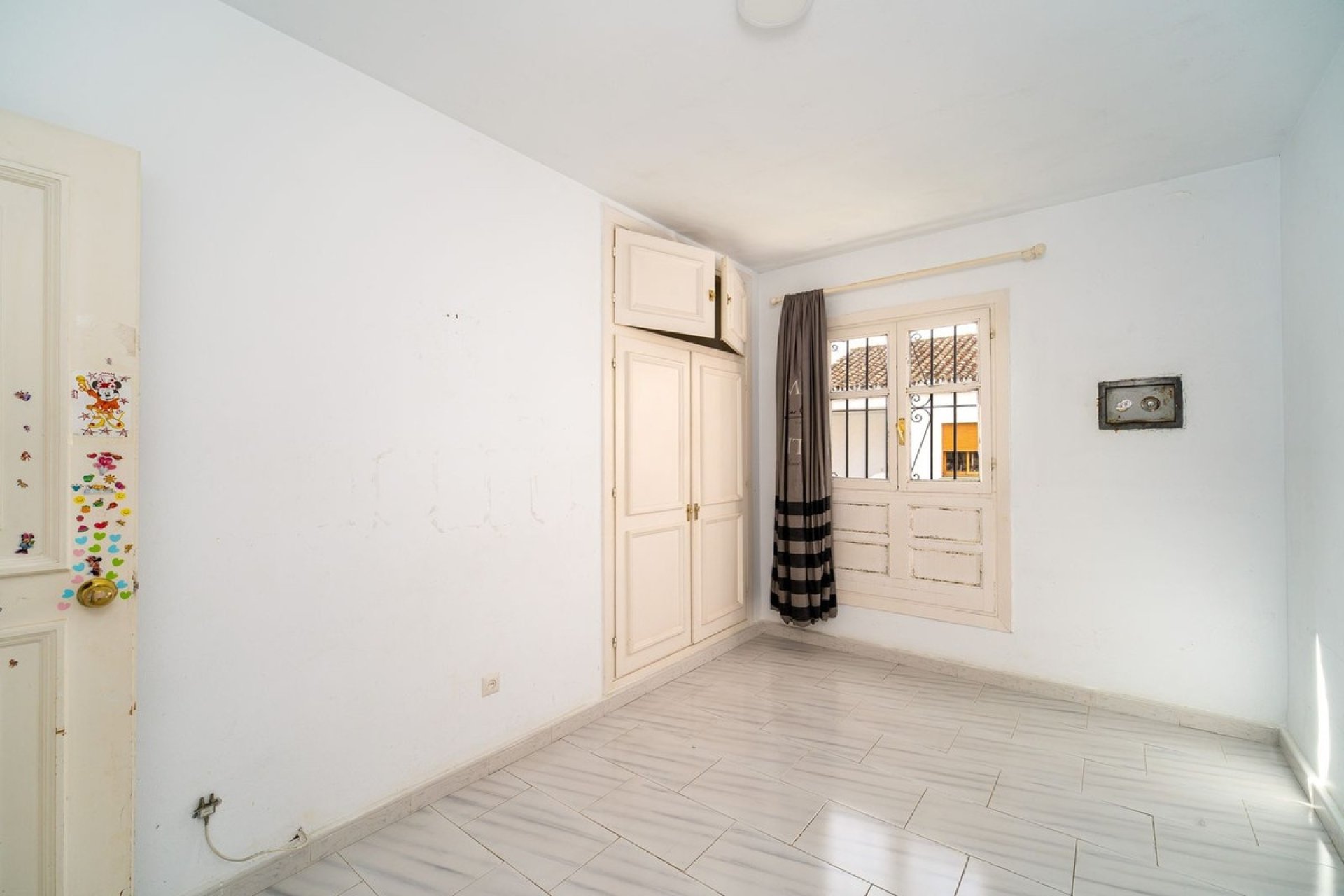 Wiederverkauf - apartment - Estepona - Benamara