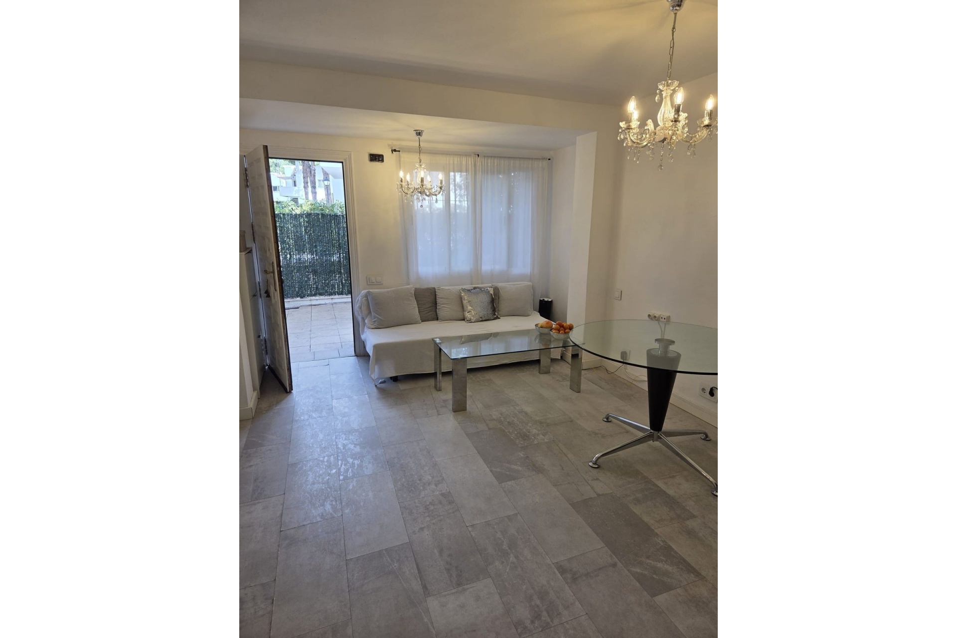 Wiederverkauf - apartment - Estepona - Benamara