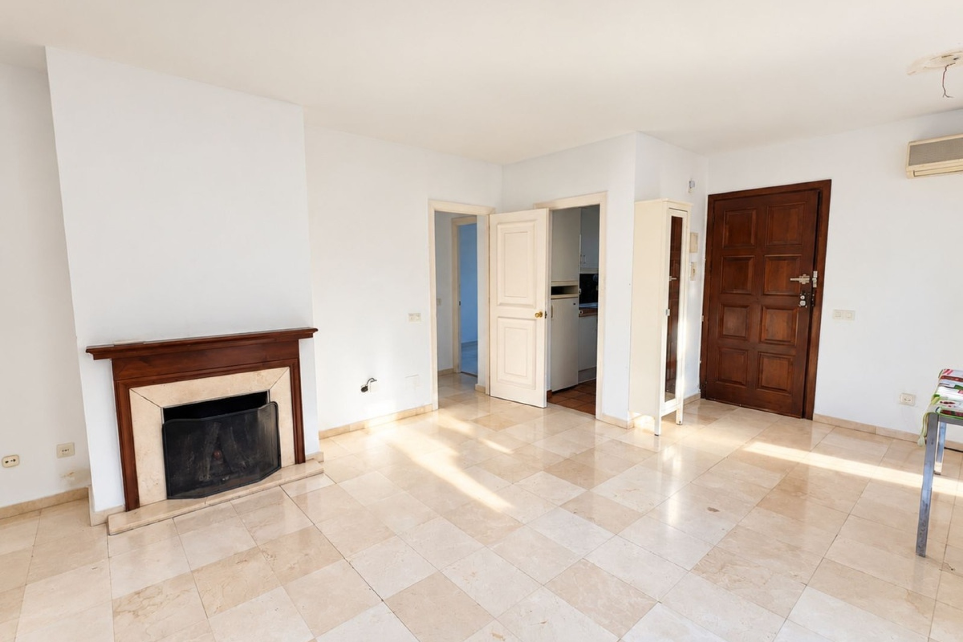 Wiederverkauf - apartment - Estepona - Benamara